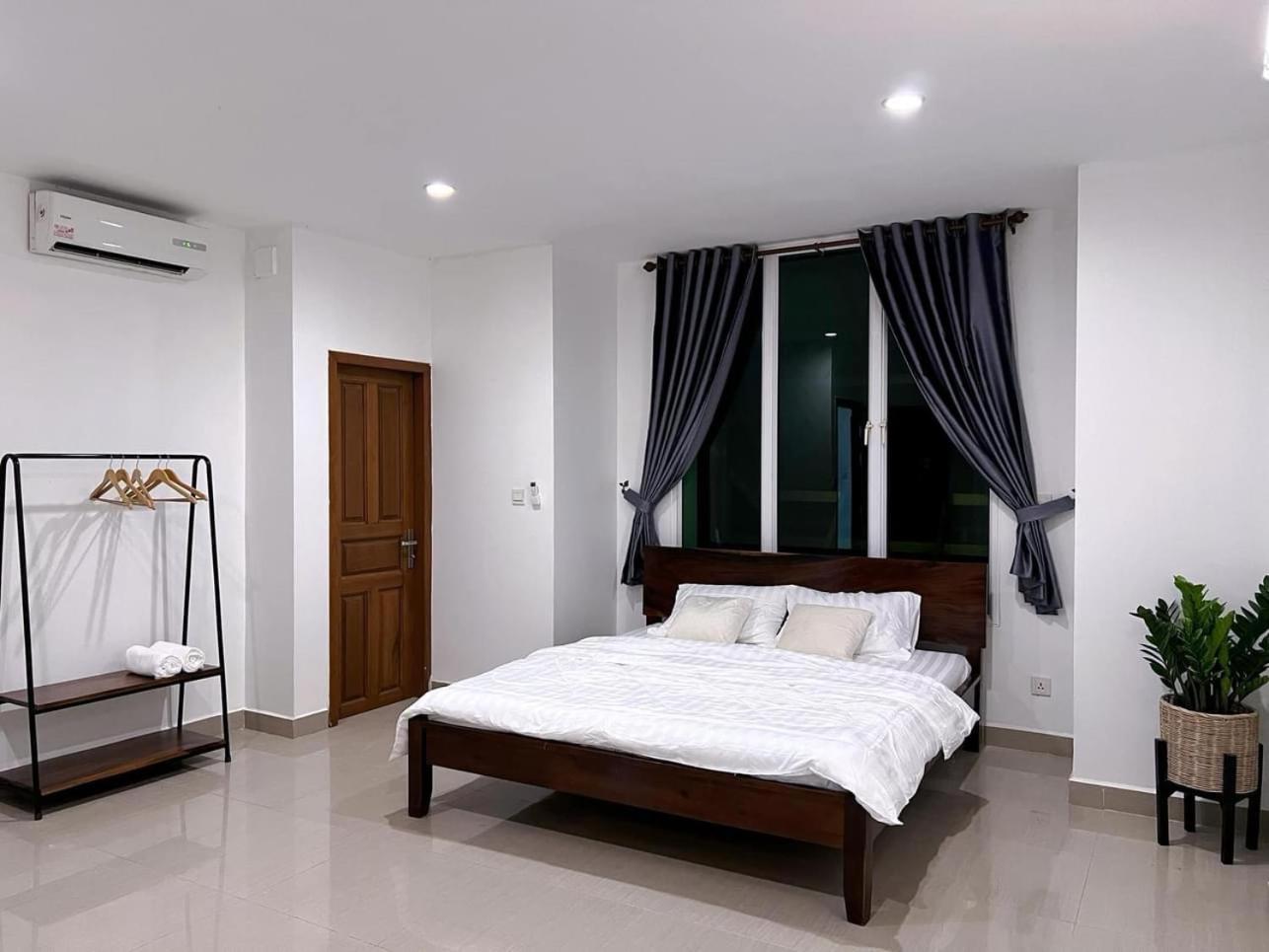 D32 Homestay Near Airport Behind Brown Coffee Airport 金边 外观 照片