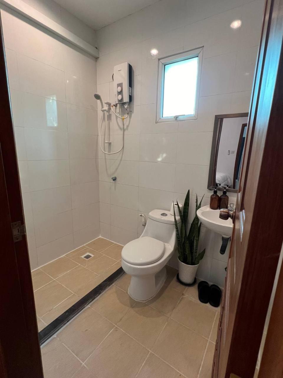 D32 Homestay Near Airport Behind Brown Coffee Airport 金边 外观 照片